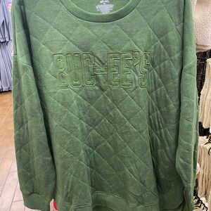 New Buc-ee’s cozy Green Quilted Sweatshirt Super Soft!
